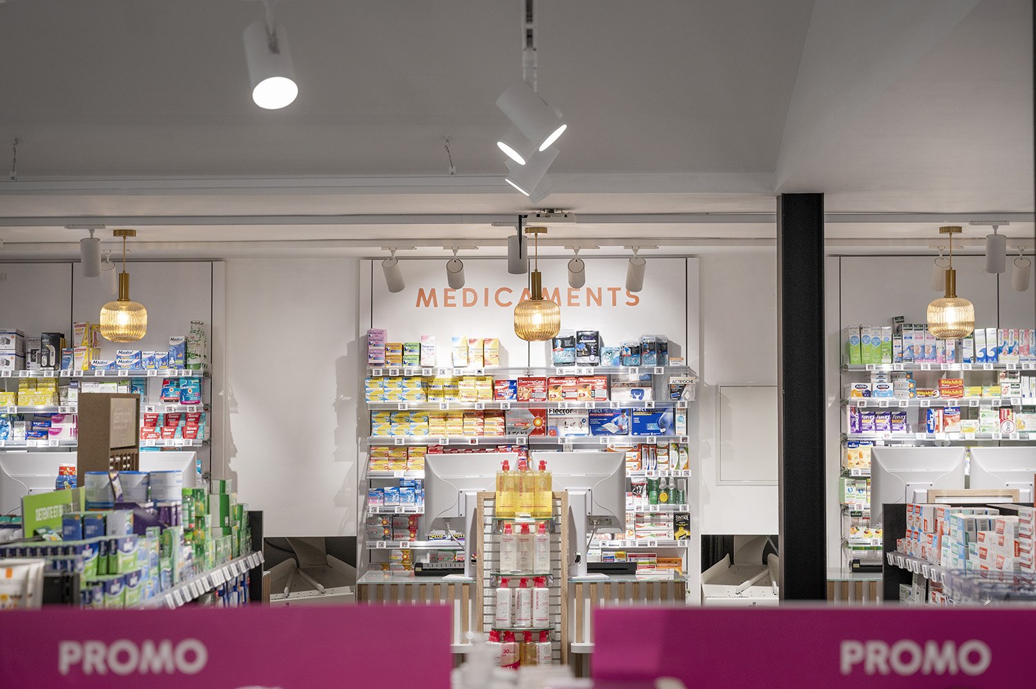 Pharmacie Brigitte, projet d’architecture intérieure