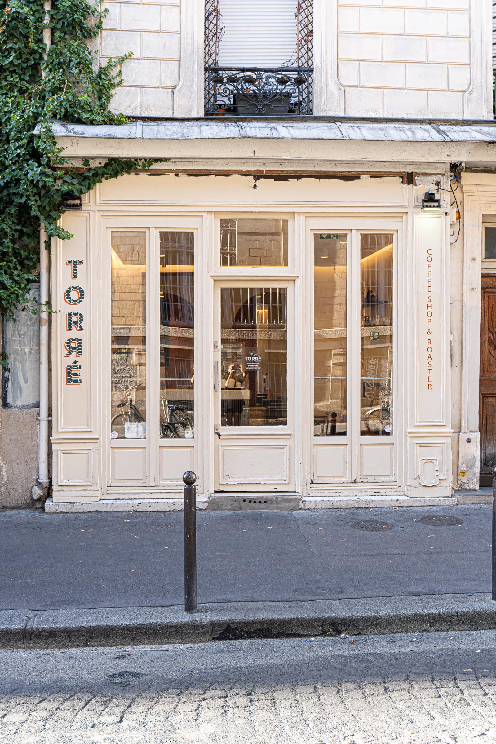 Torré Coffee Shop Abbesses
